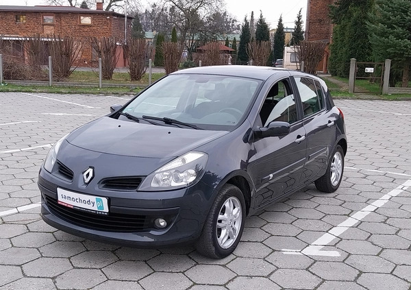 Renault Clio cena 13850 przebieg: 159000, rok produkcji 2006 z Janikowo małe 326